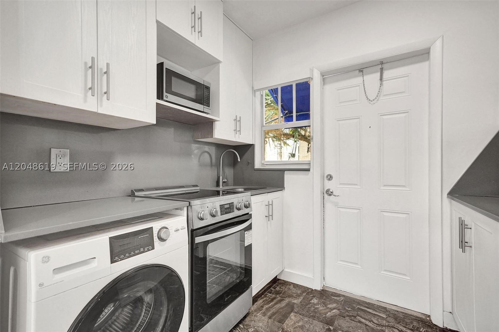 OCEAN BEACH ADDN NO 3 - Residential Lease