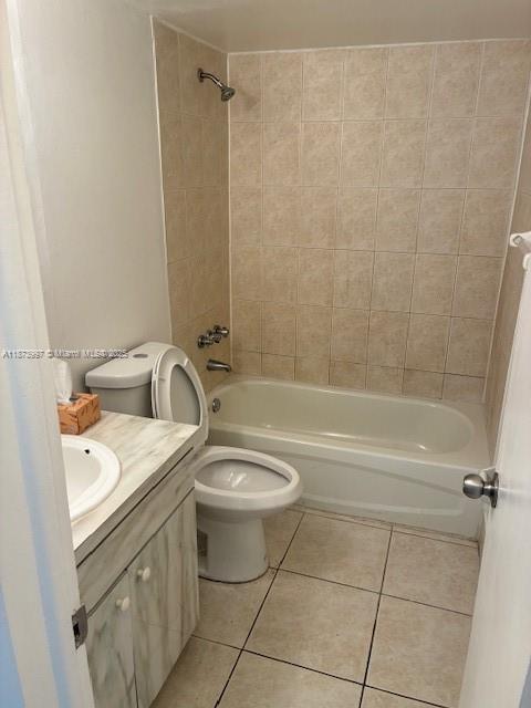 POINT SOUTH CONDO - Residential Lease