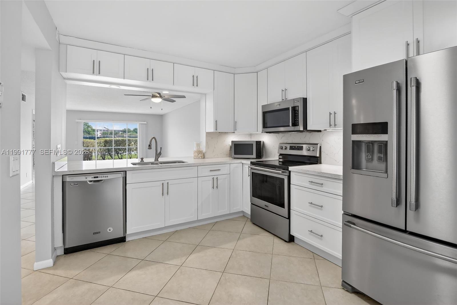 CAMBRIDGE AT CENTURY - Residential