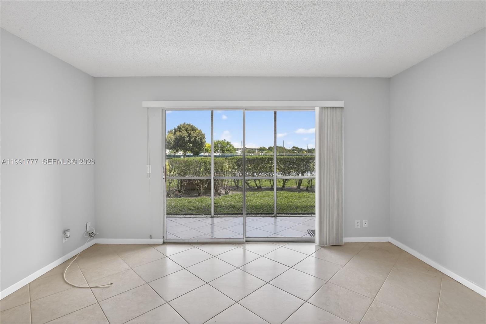 CAMBRIDGE AT CENTURY - Residential
