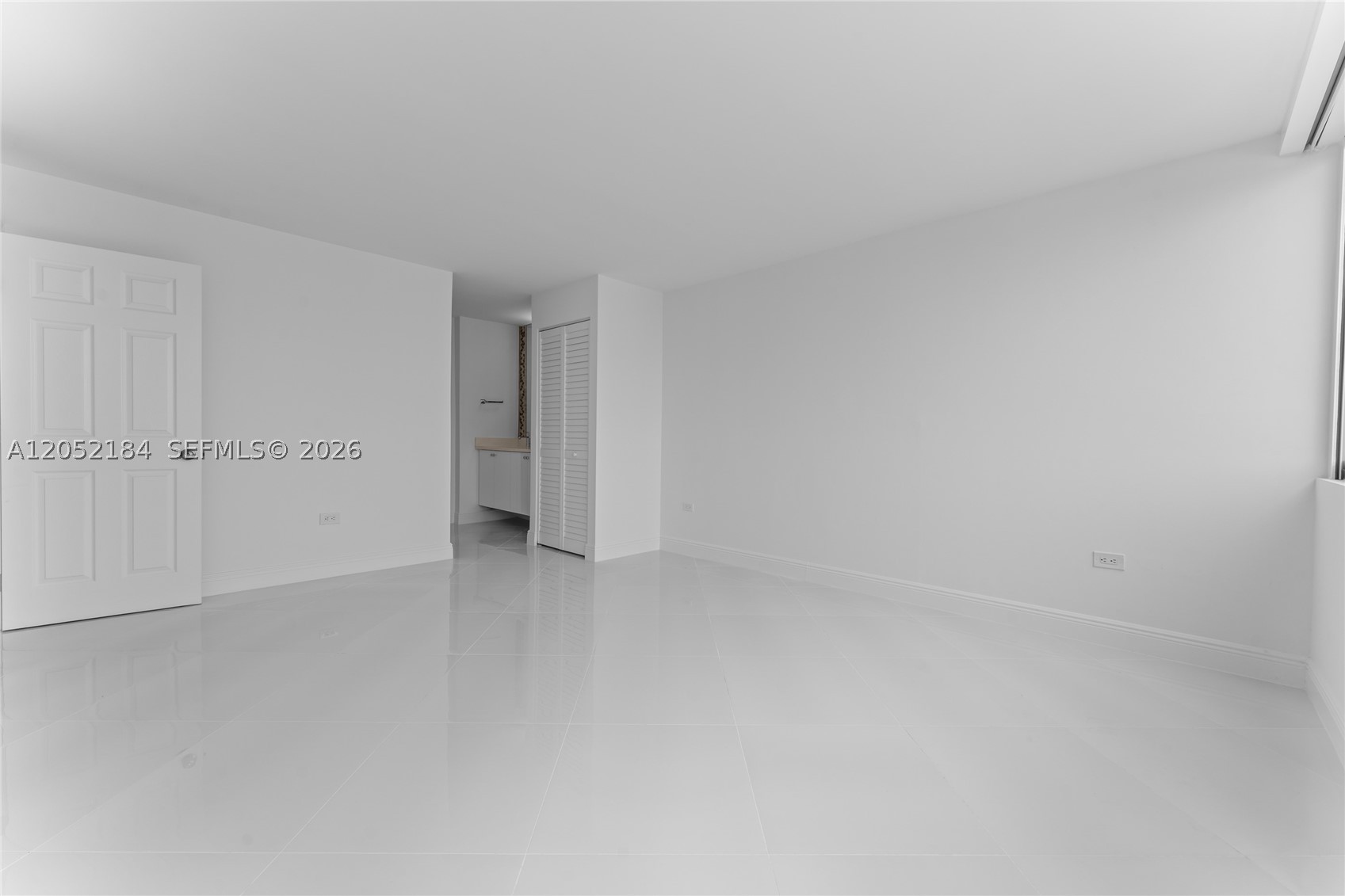 BURLEIGH HOUSE CONDO - Residential