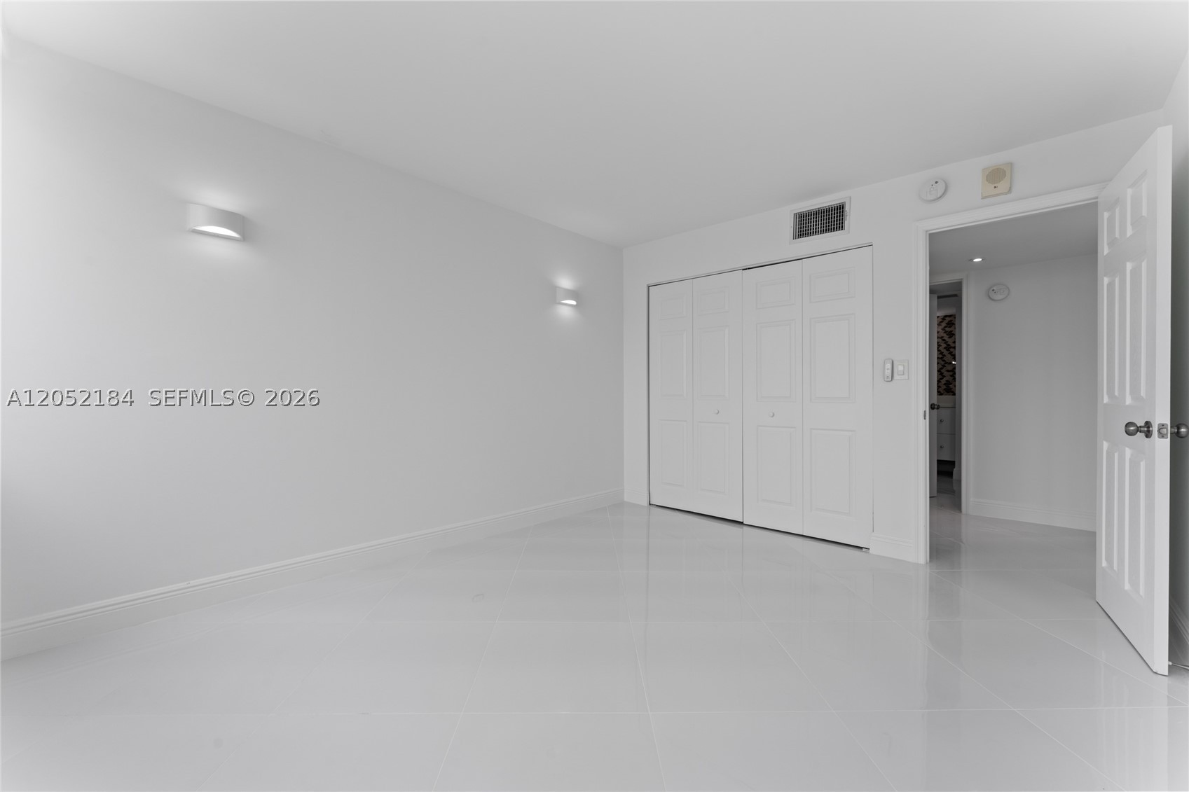 BURLEIGH HOUSE CONDO - Residential