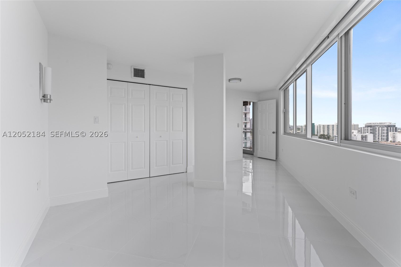 BURLEIGH HOUSE CONDO - Residential
