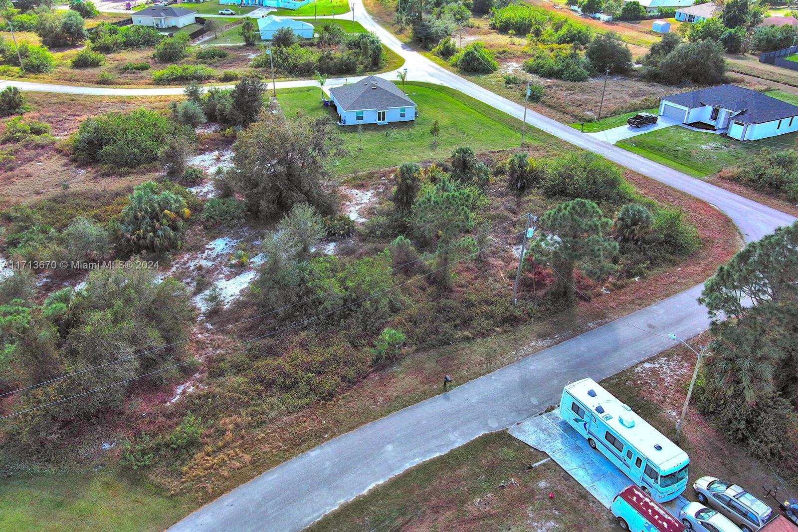 LEHIGH ACRES - Land