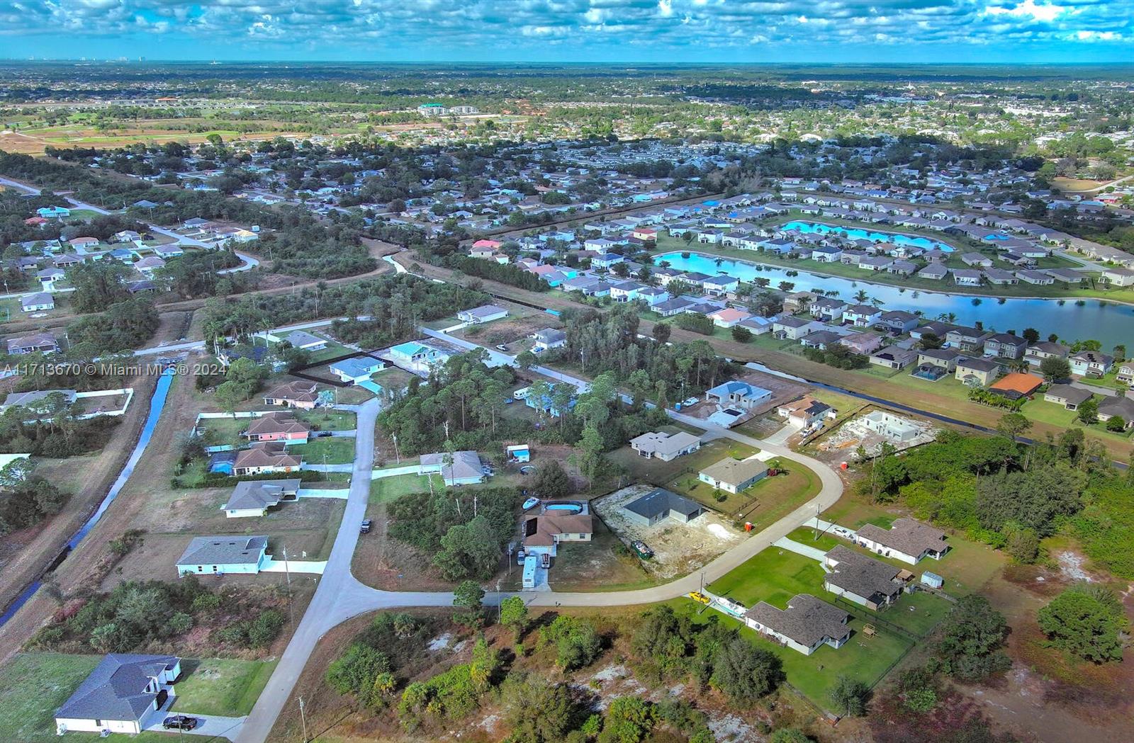 LEHIGH ACRES - Land
