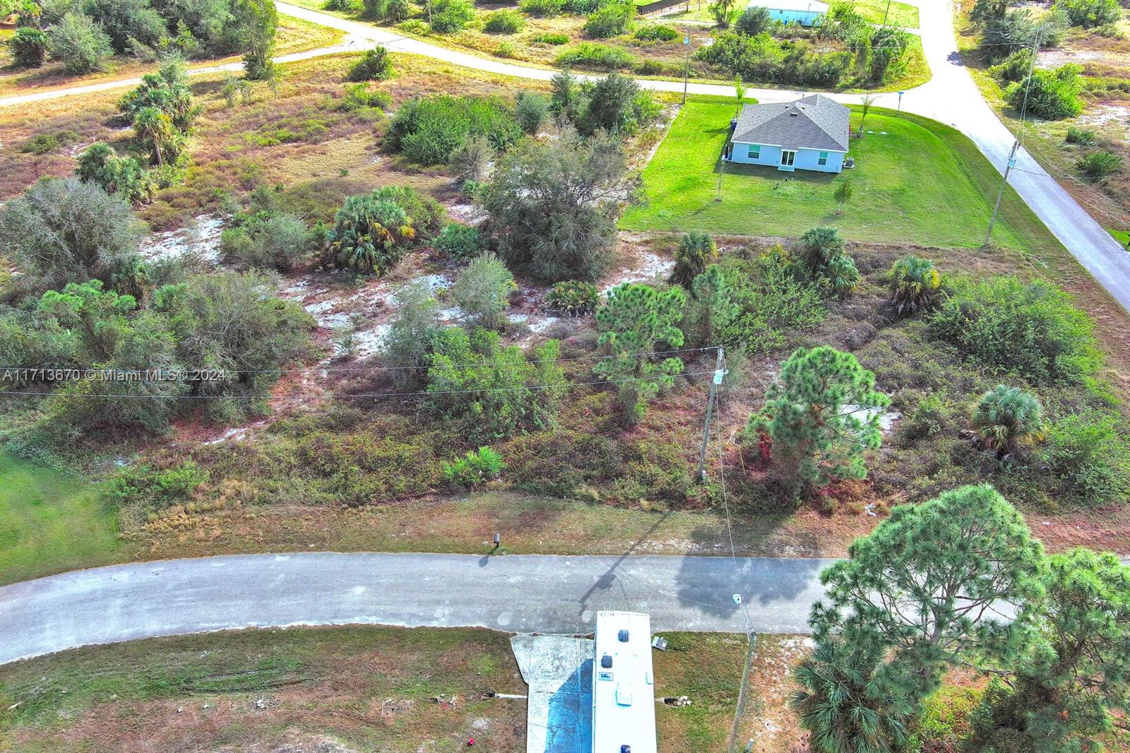 LEHIGH ACRES - Land