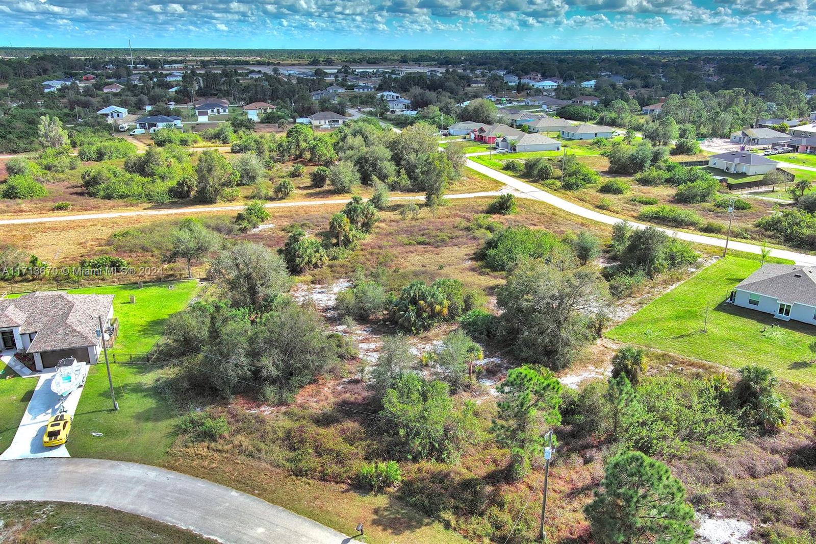 LEHIGH ACRES - Land