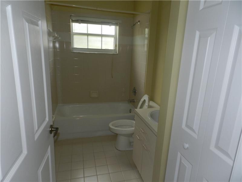 SILVER LAKES - Residential