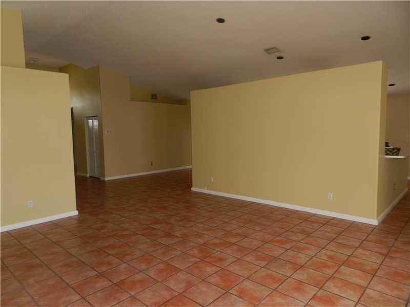 SILVER LAKES - Residential