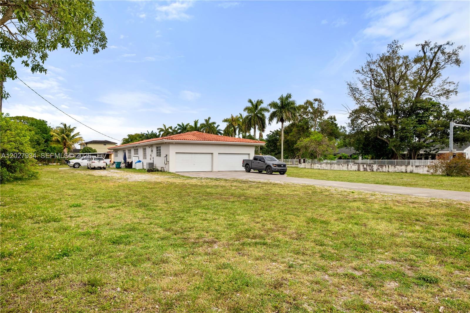 SUNNY ISLES INLAND - Residential