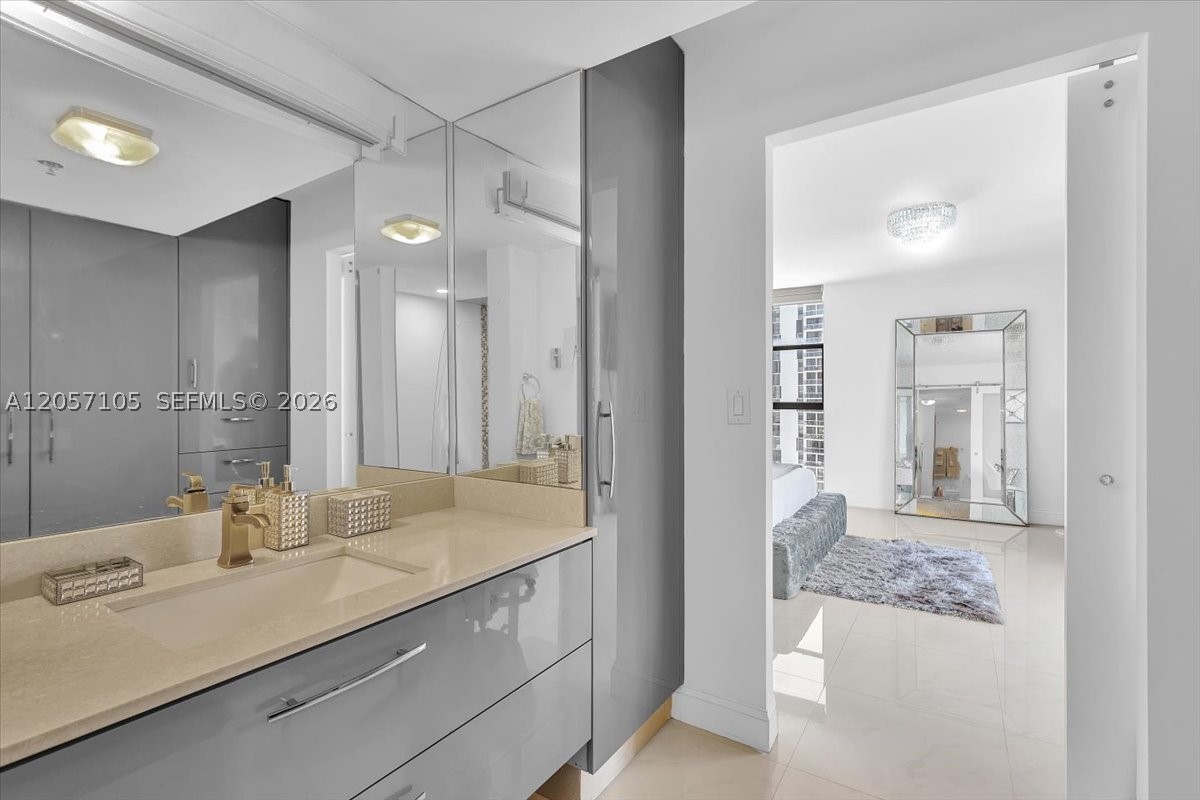 WATERVIEW CONDO - Residential