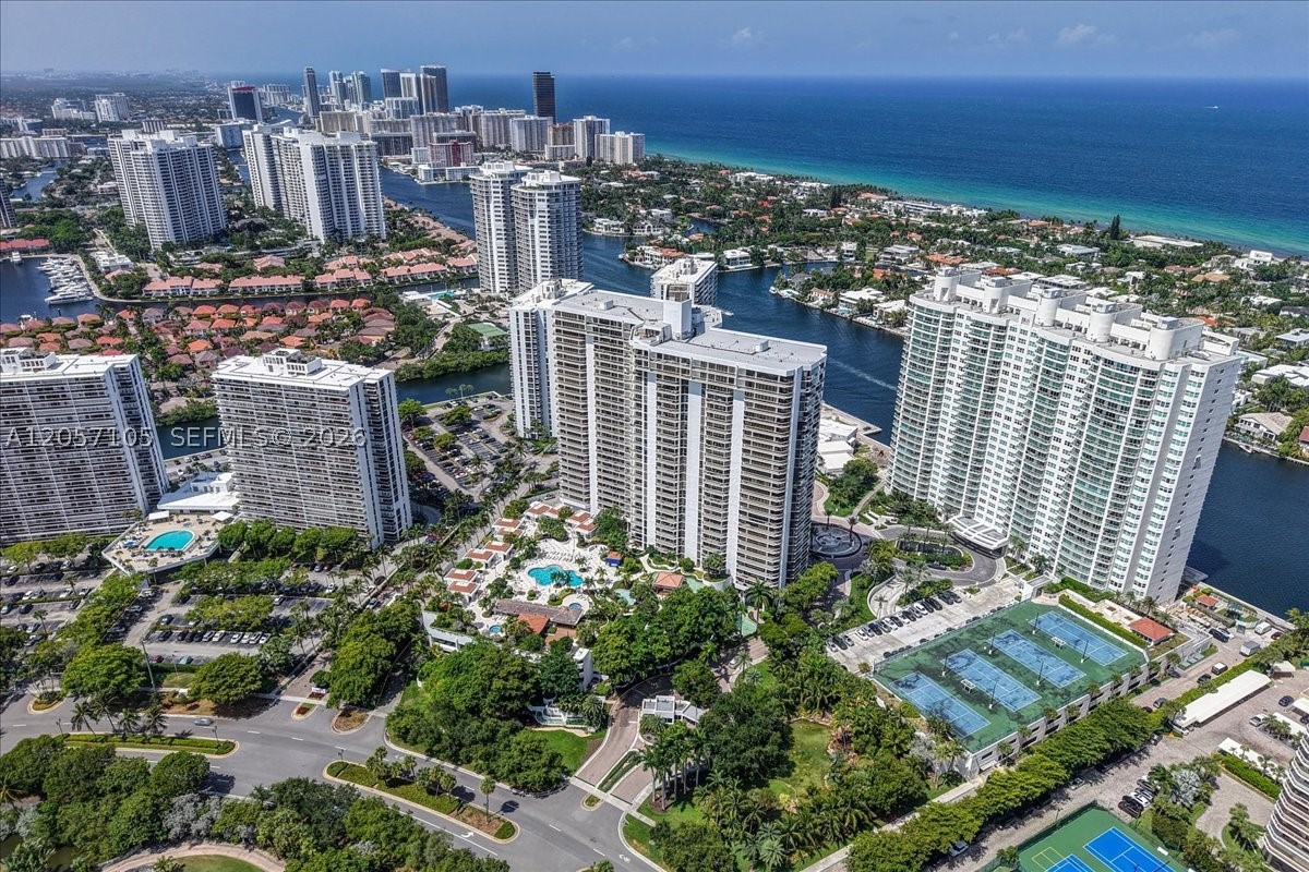WATERVIEW CONDO - Residential