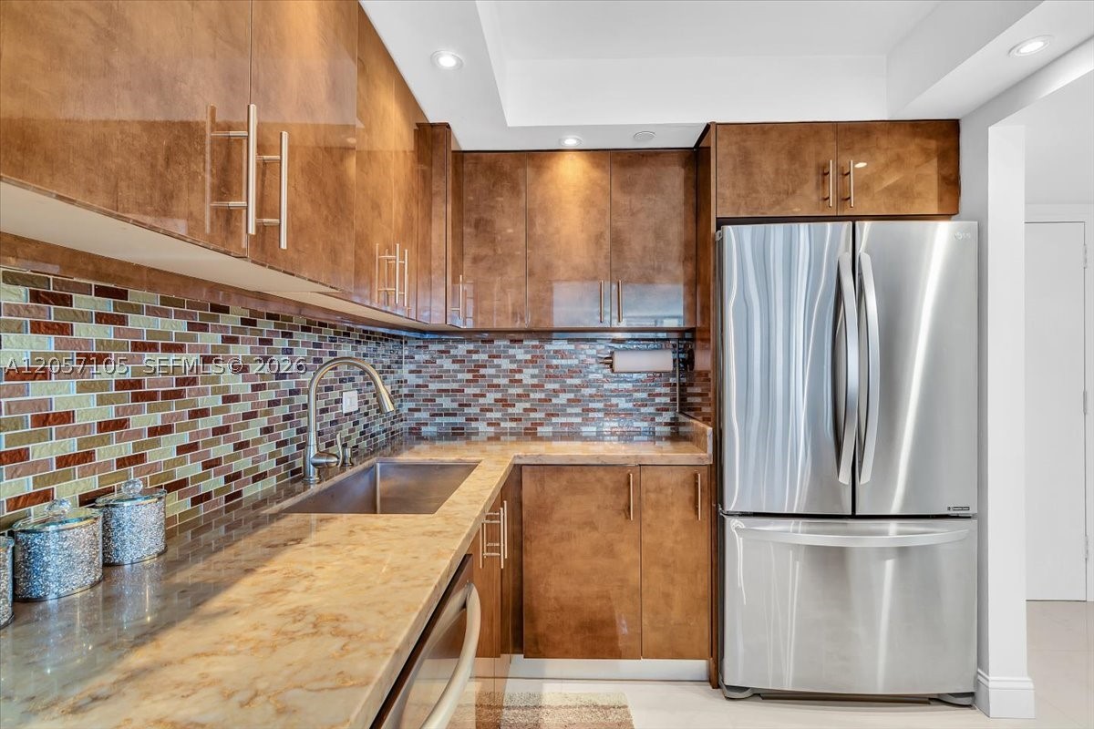 WATERVIEW CONDO - Residential