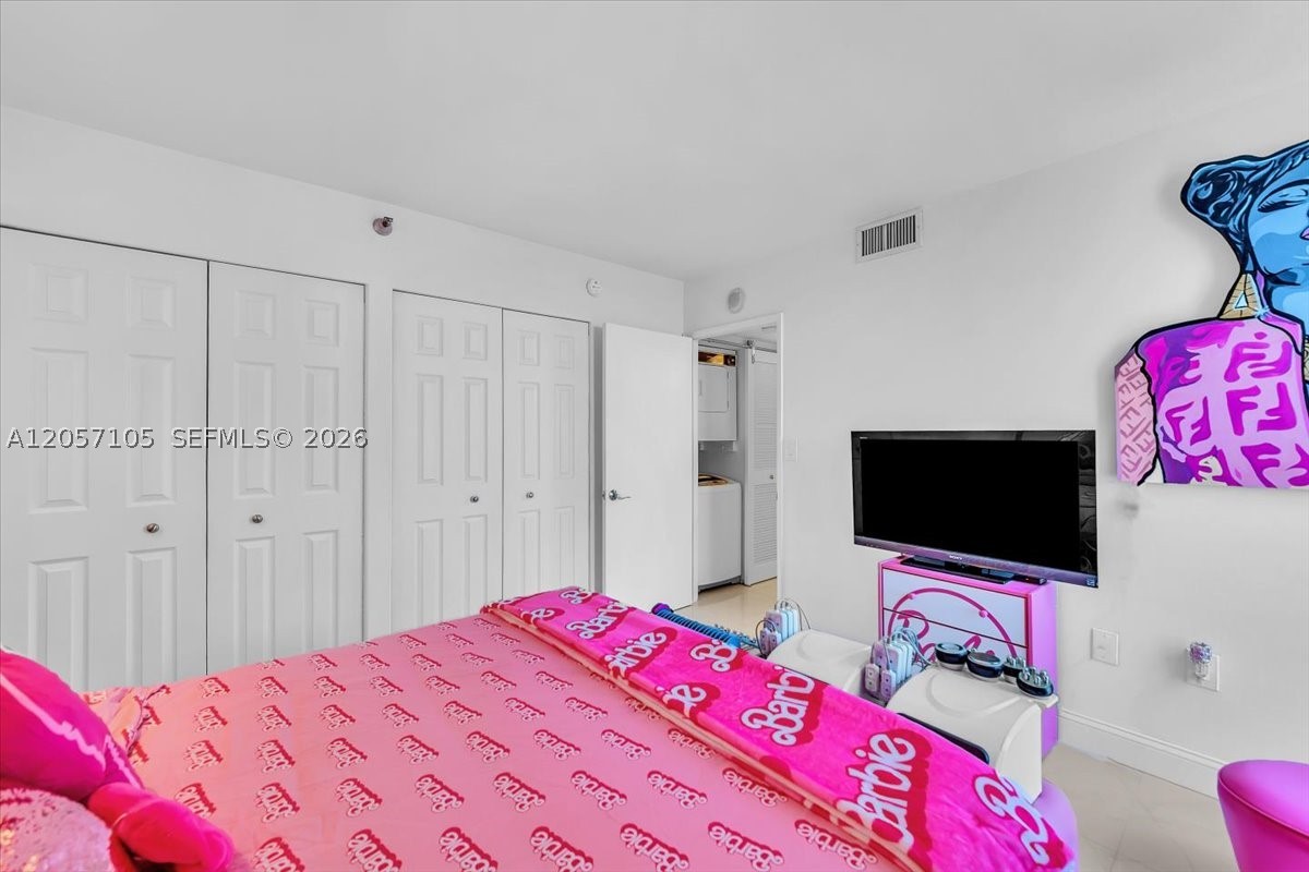 WATERVIEW CONDO - Residential