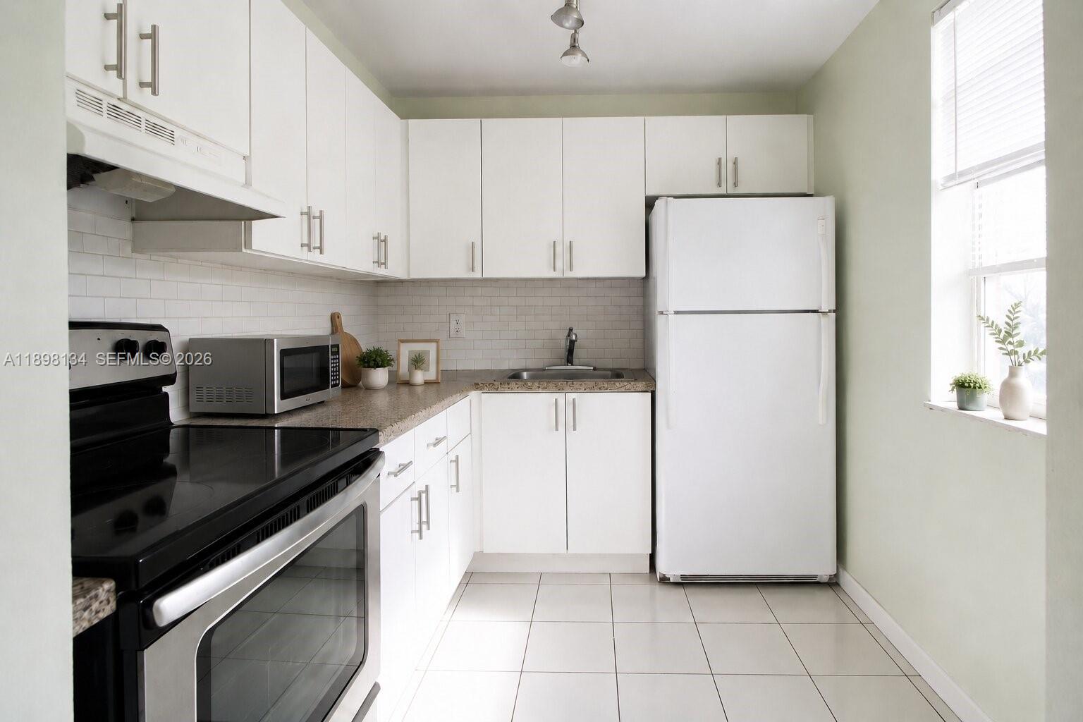 NEW WORLD CONDO APTS II - Residential