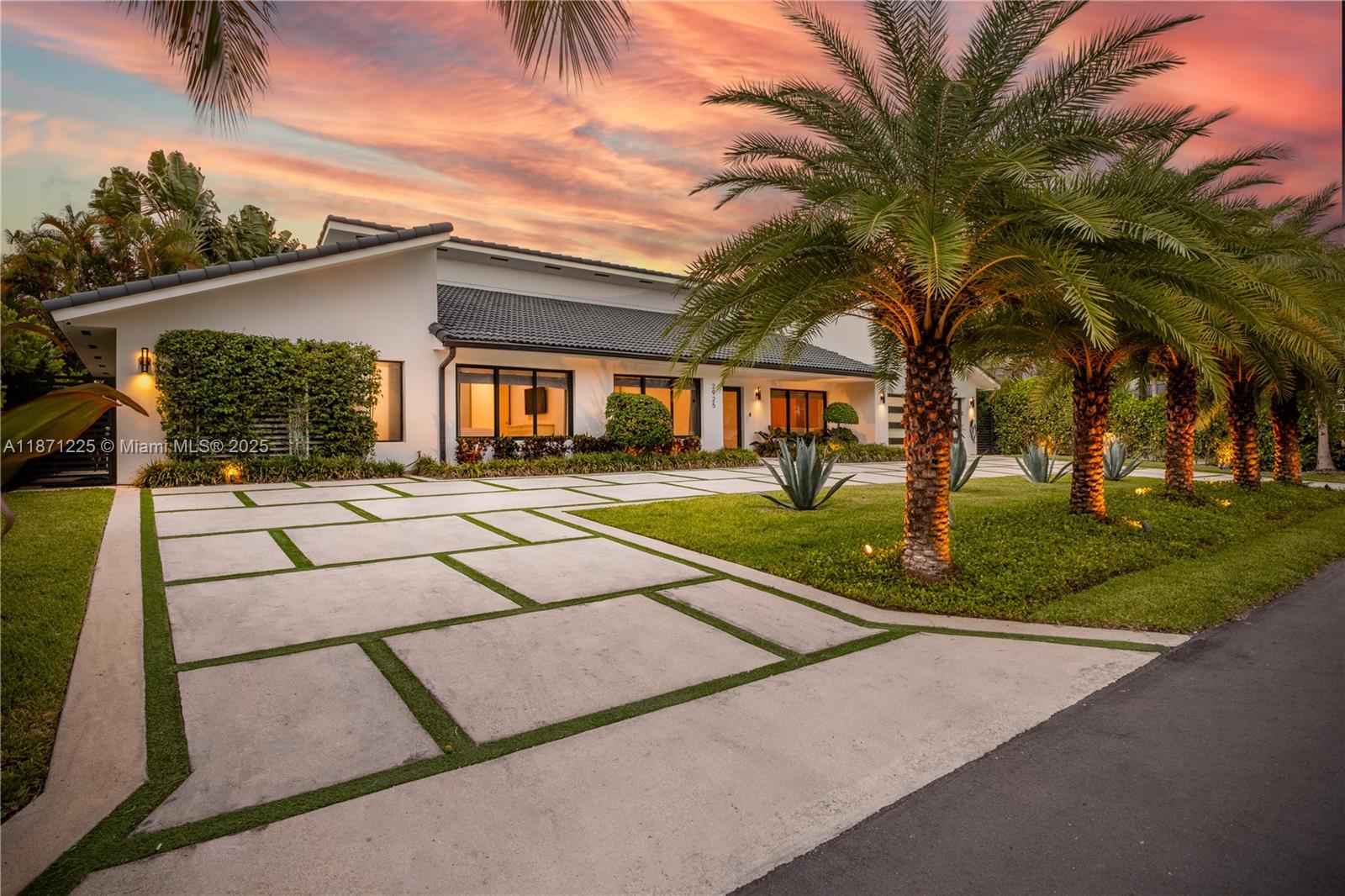 EASTERN SHORES - Residential