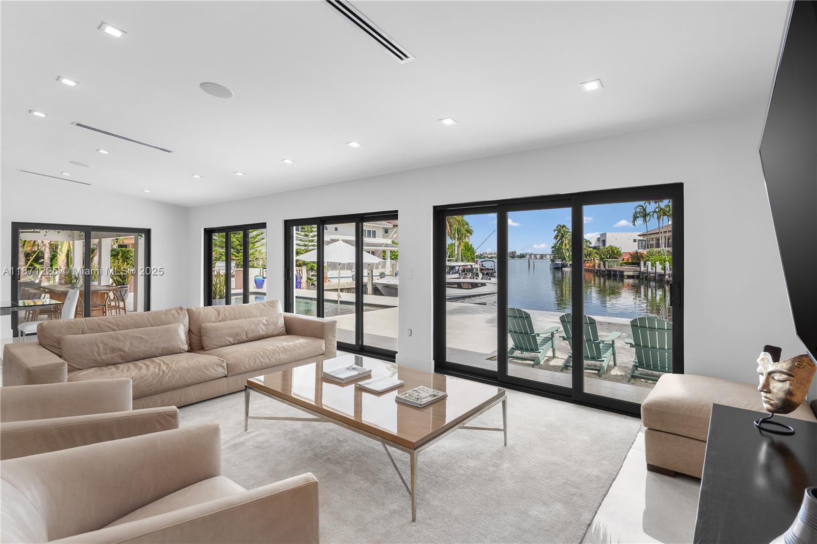 EASTERN SHORES - Residential