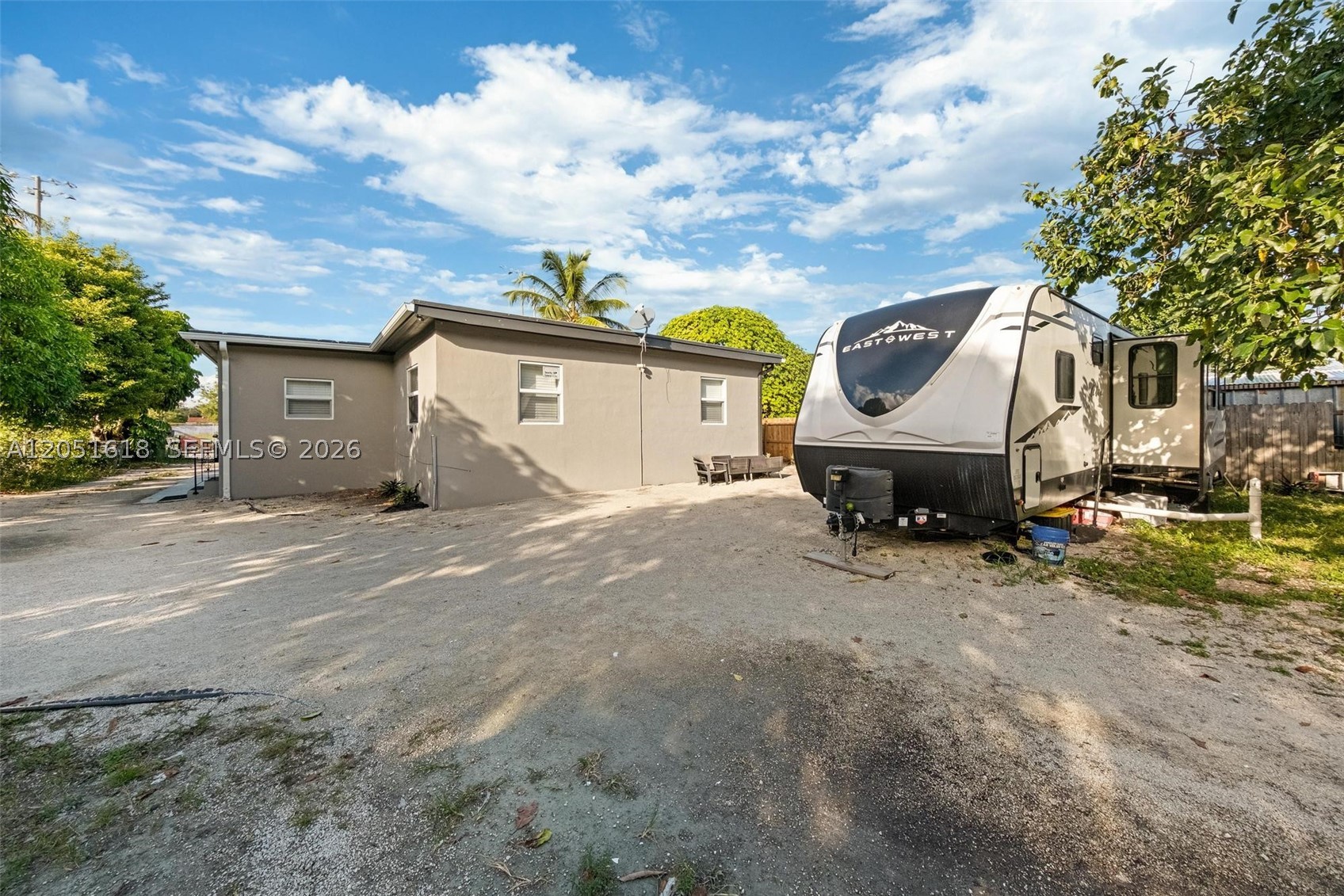 BISCAYNE VILLAGE HEIGHTS - Residential Income