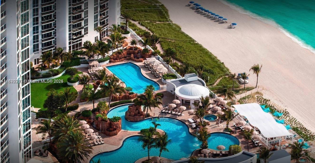 TRUMP INTERNATIONAL SONES - Residential