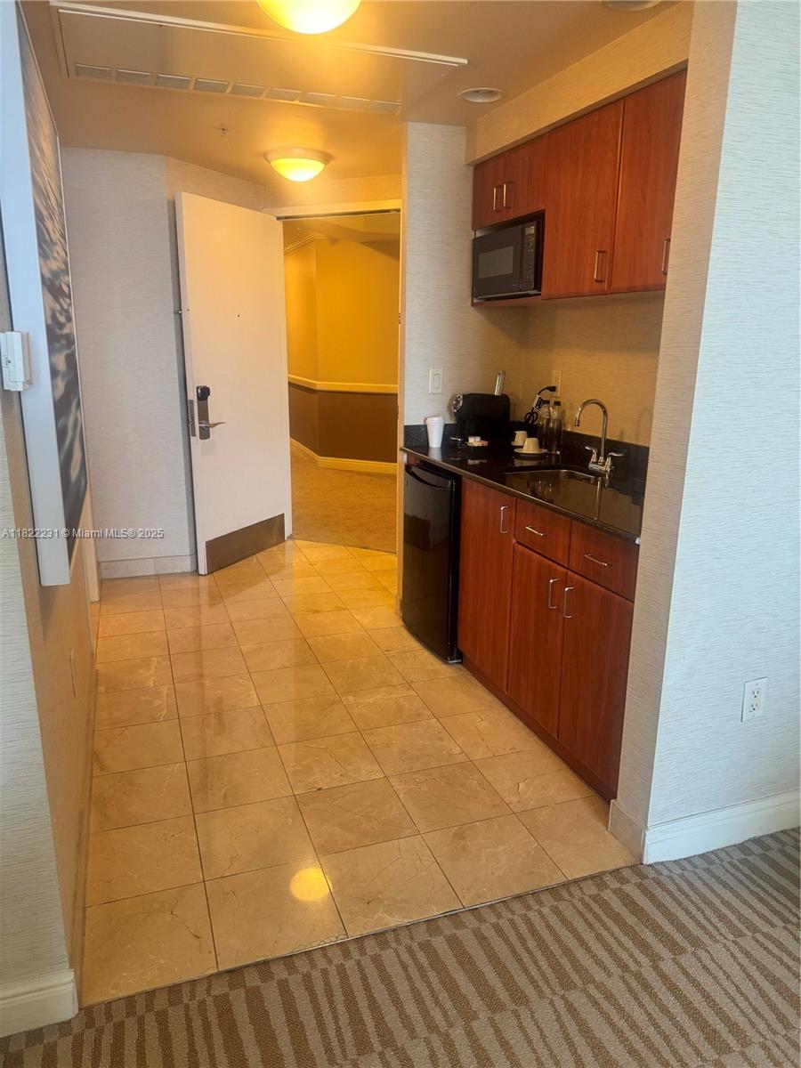TRUMP INTERNATIONAL SONES - Residential