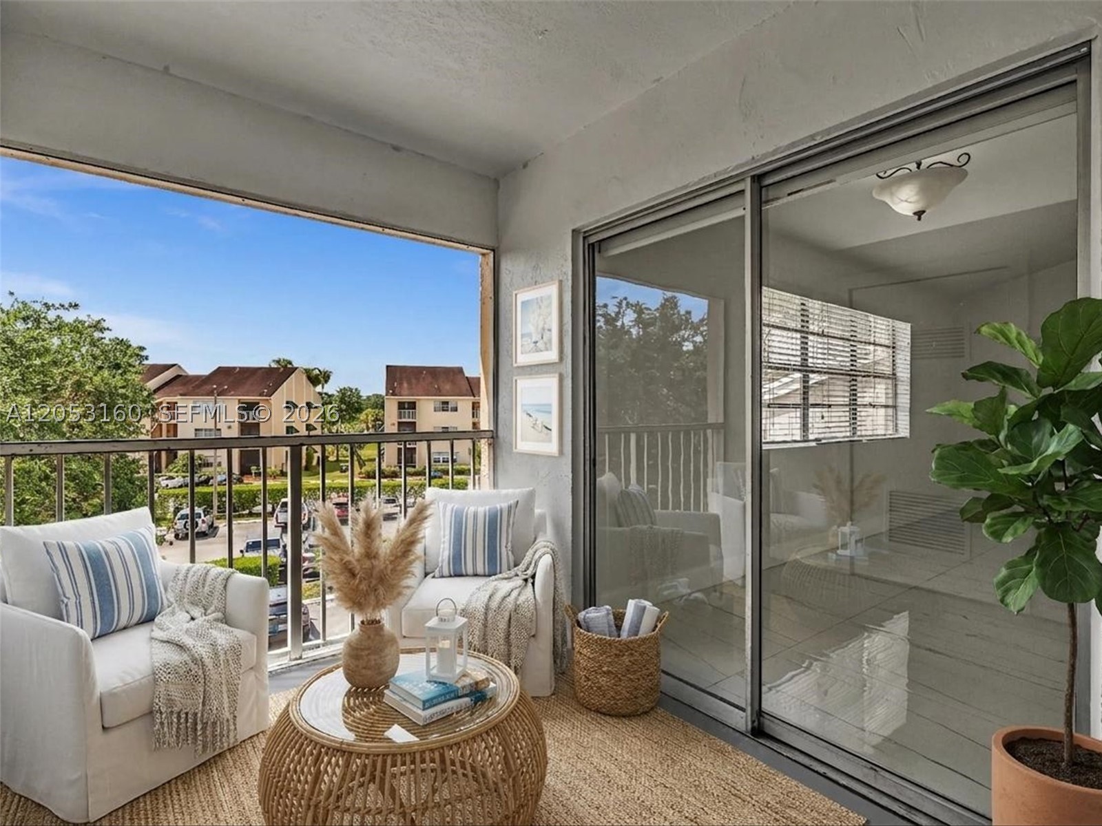 HAMMOCKS TRAILS CONDO - Residential Lease