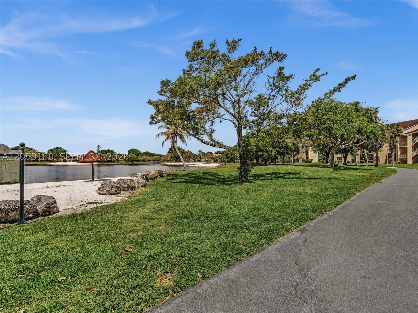 HAMMOCKS TRAILS CONDO - Residential Lease