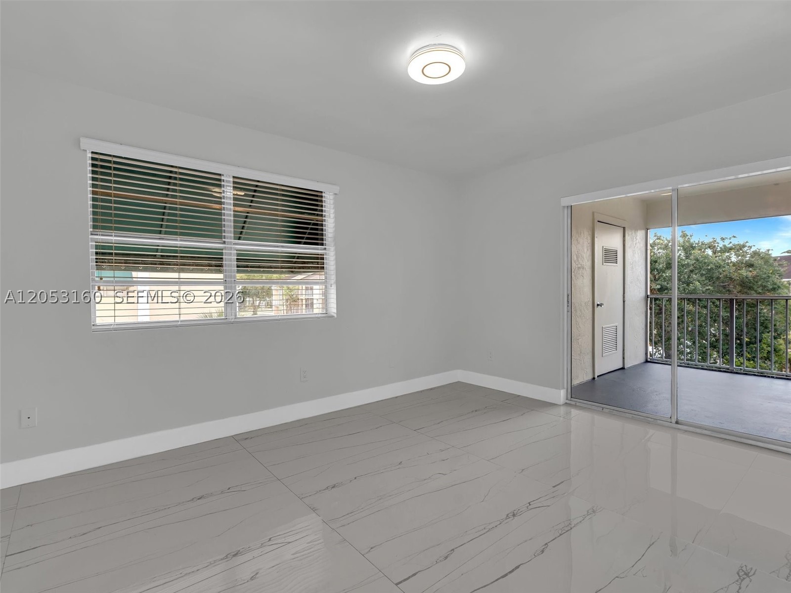 HAMMOCKS TRAILS CONDO - Residential Lease