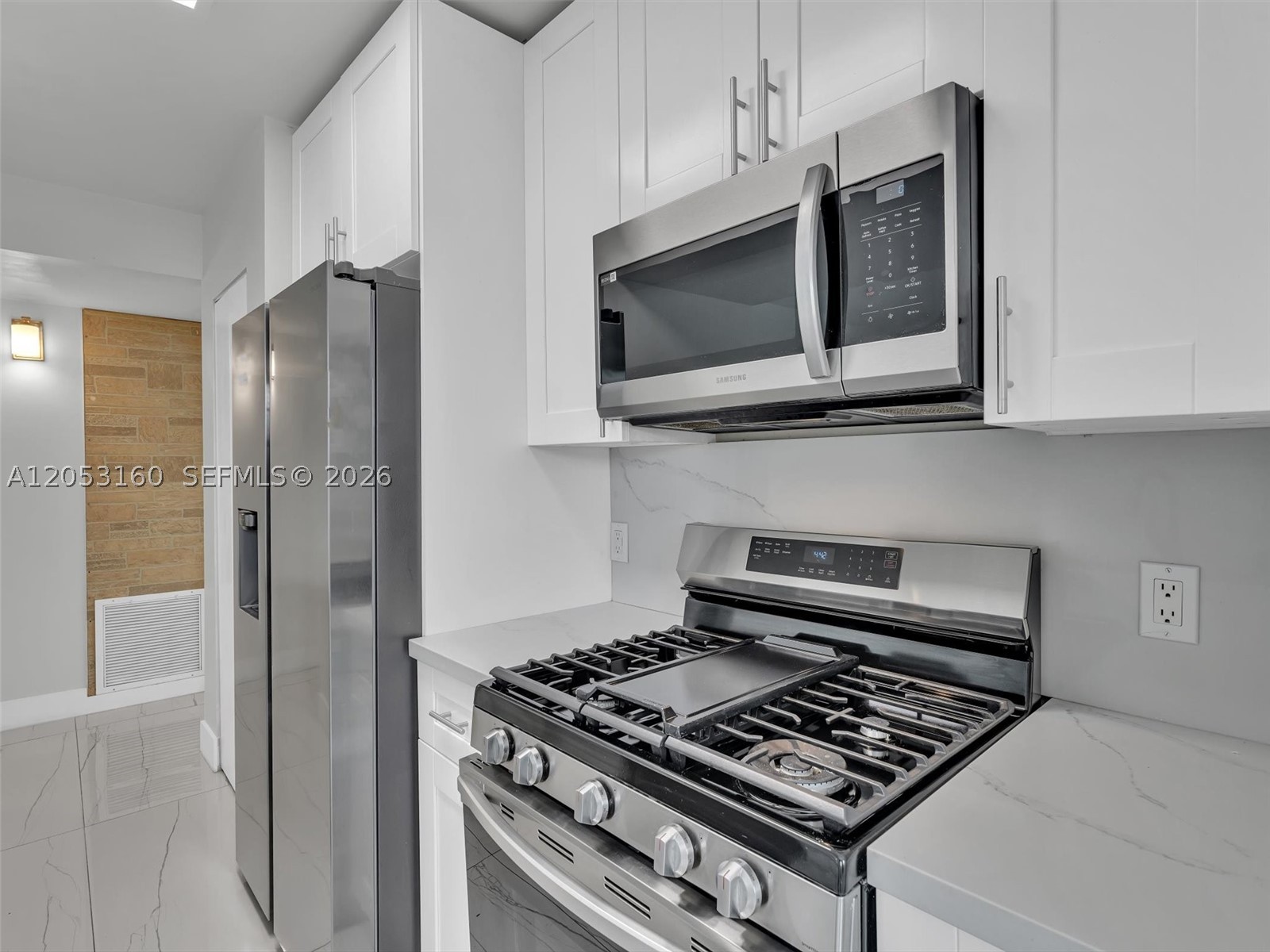 HAMMOCKS TRAILS CONDO - Residential Lease
