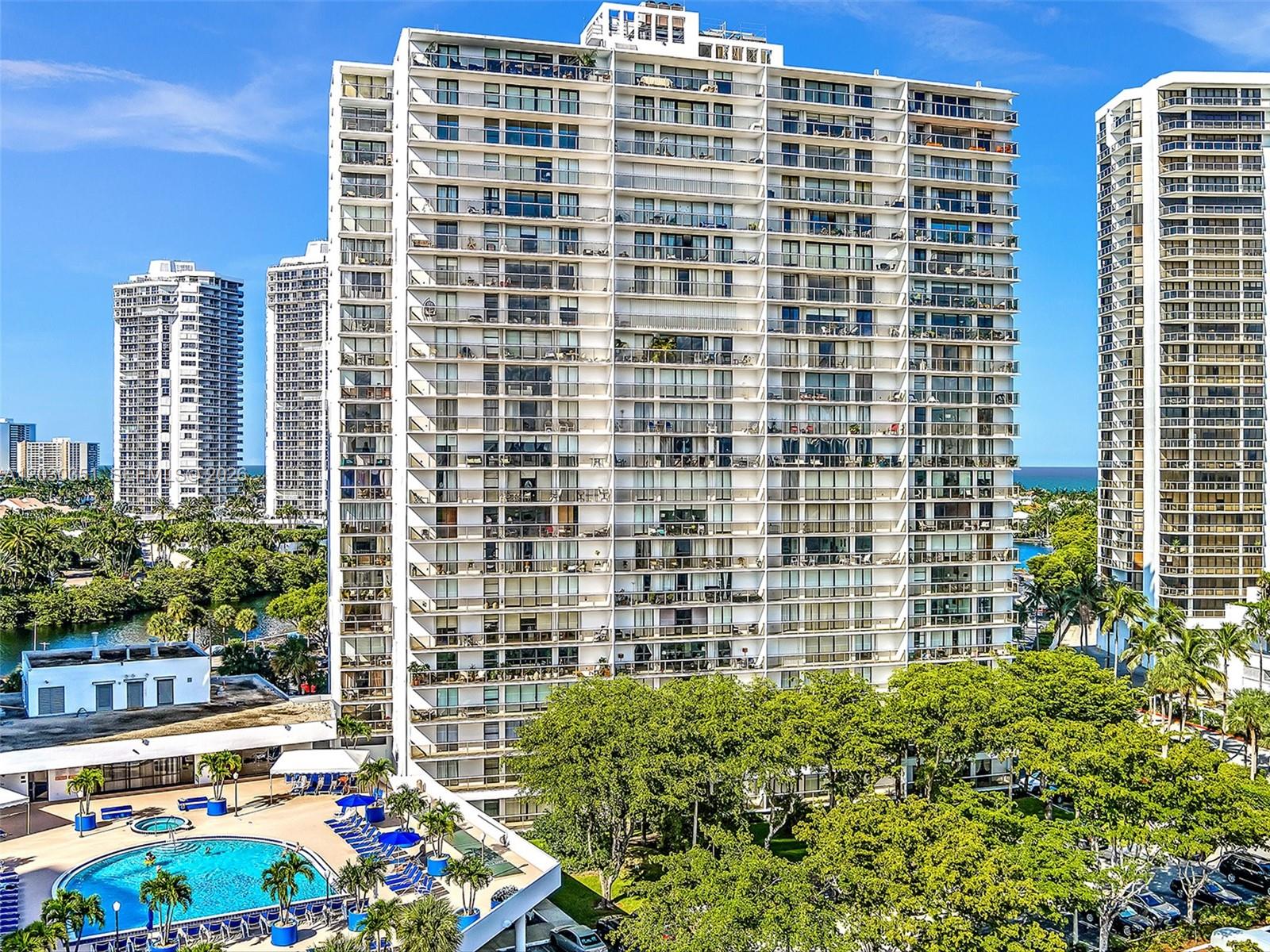 FLAMENCO CONDO TOWER I - Residential Lease