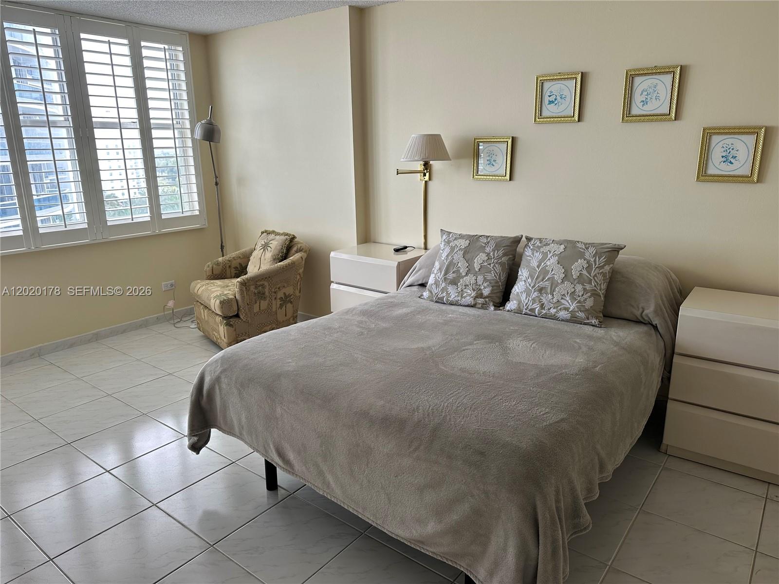 MAISON GRANDE CONDO - Residential