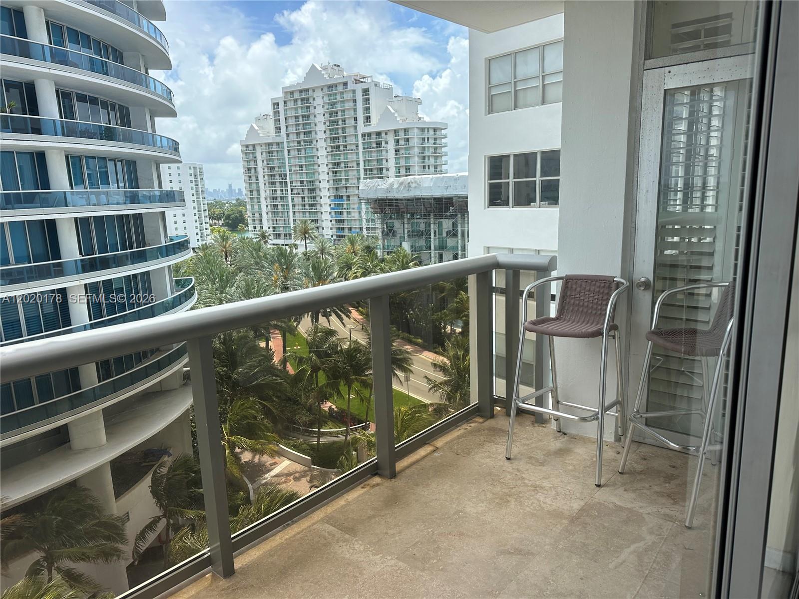 MAISON GRANDE CONDO - Residential