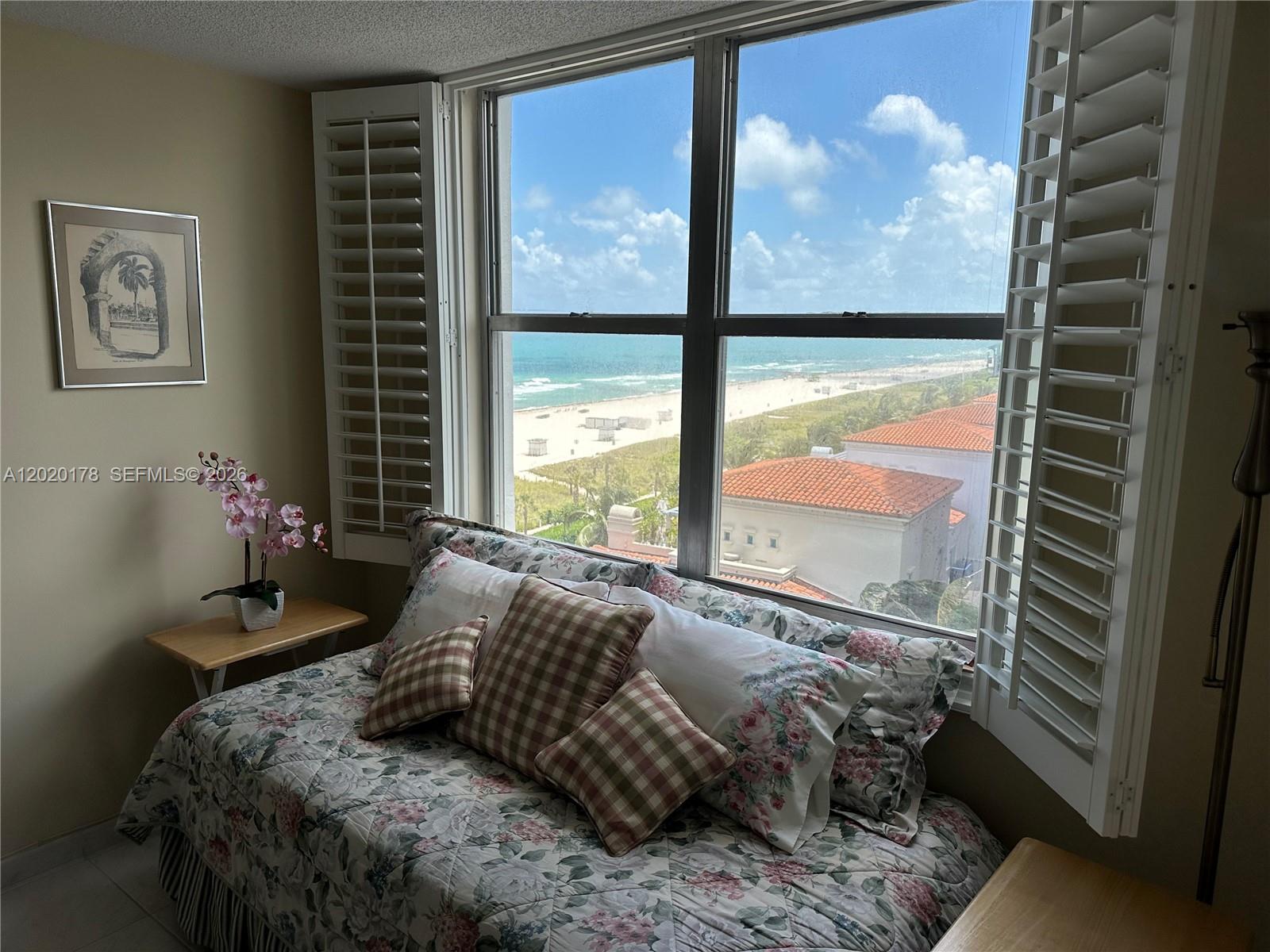 MAISON GRANDE CONDO - Residential