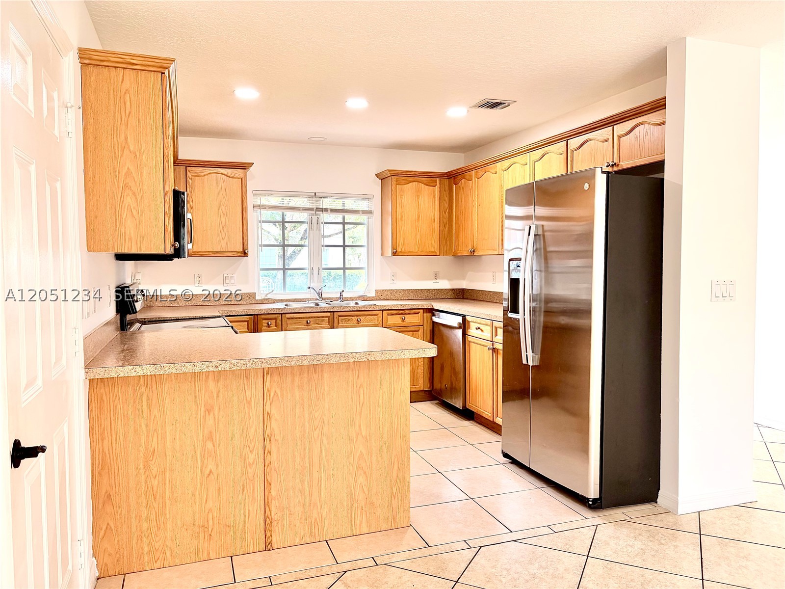 DOVE LANDING CONDO - Residential Lease