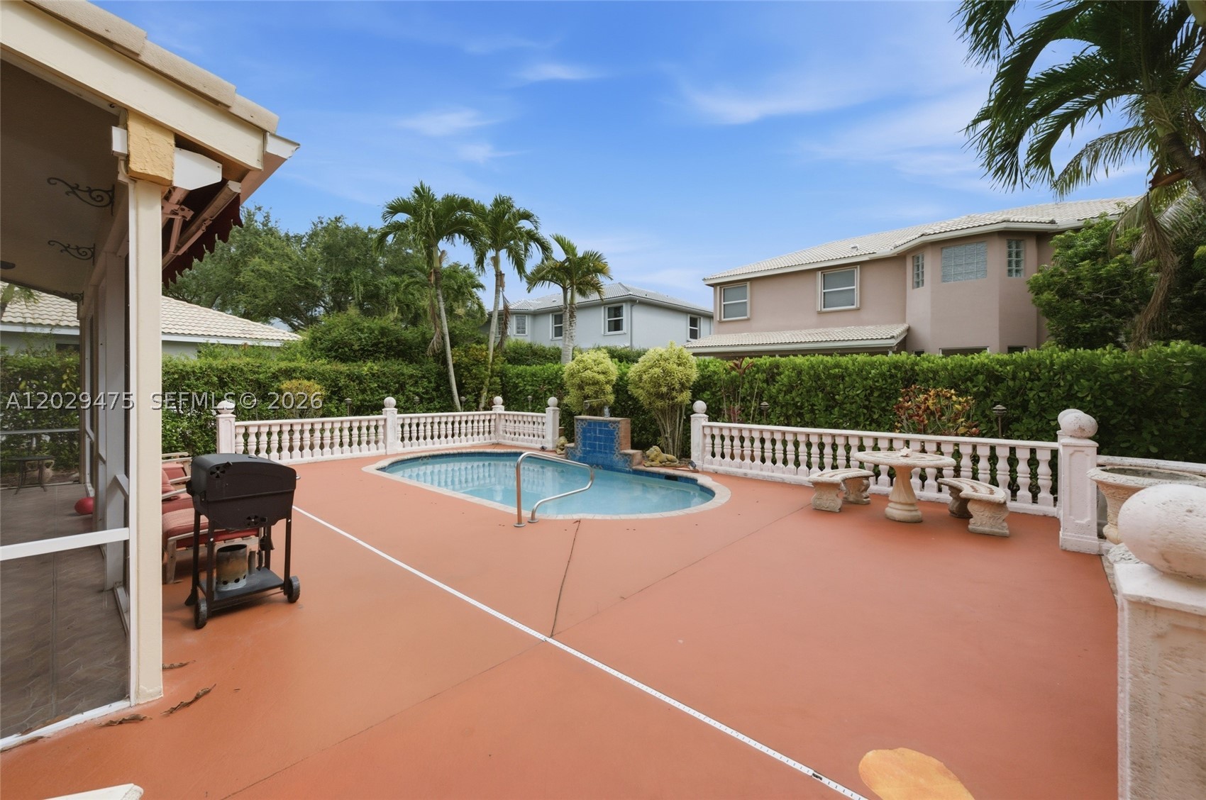 WYNDHAM CIRCLE - Residential