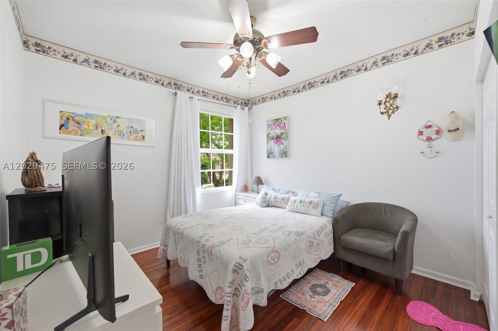 WYNDHAM CIRCLE - Residential
