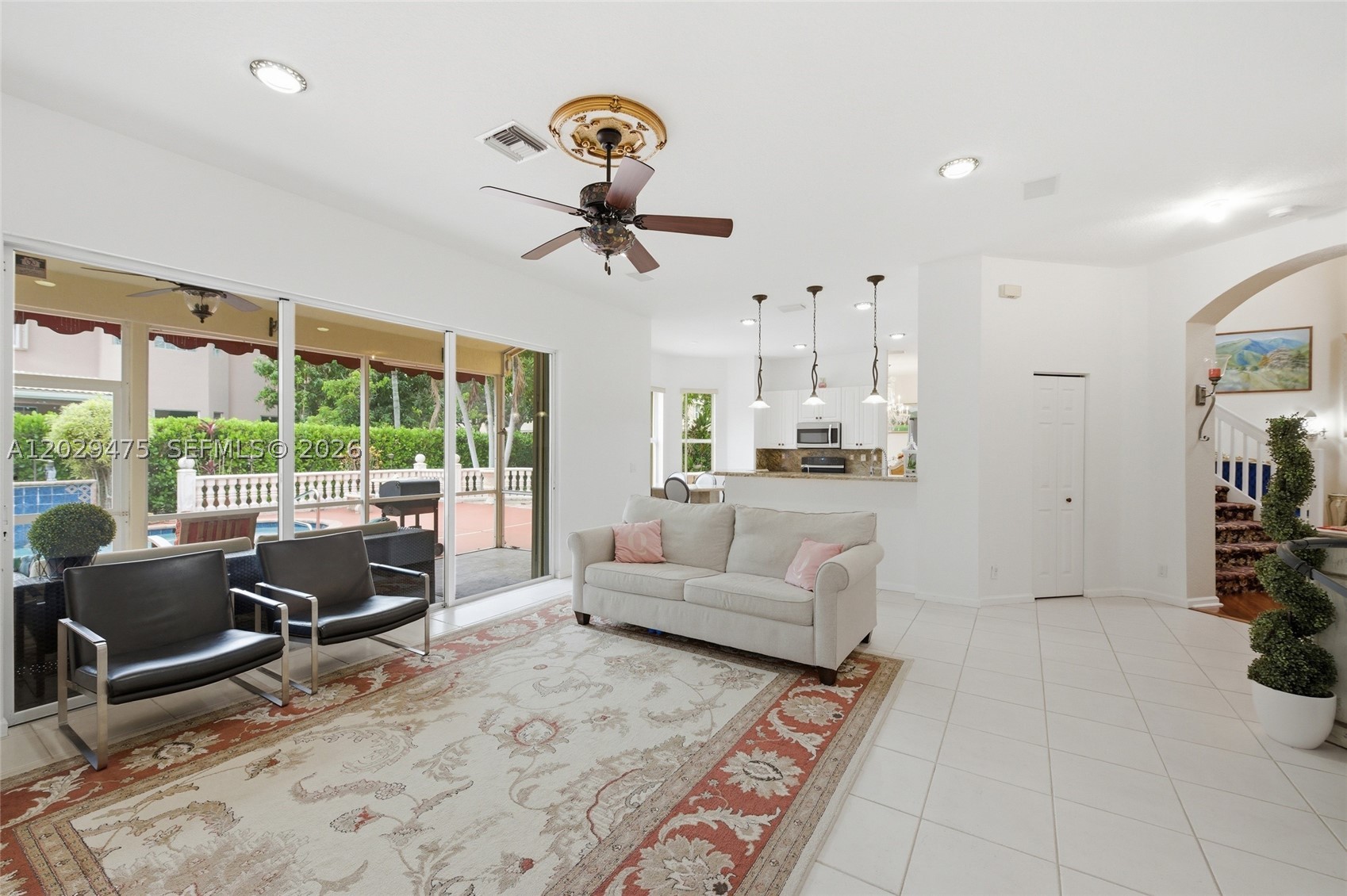WYNDHAM CIRCLE - Residential