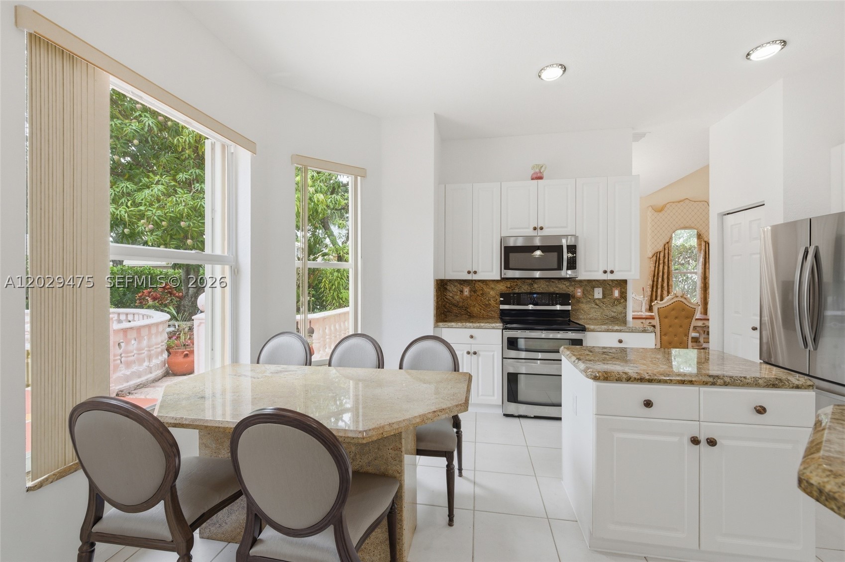 WYNDHAM CIRCLE - Residential