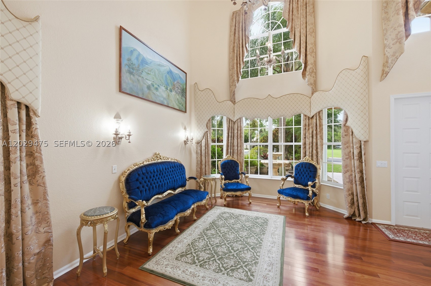 WYNDHAM CIRCLE - Residential
