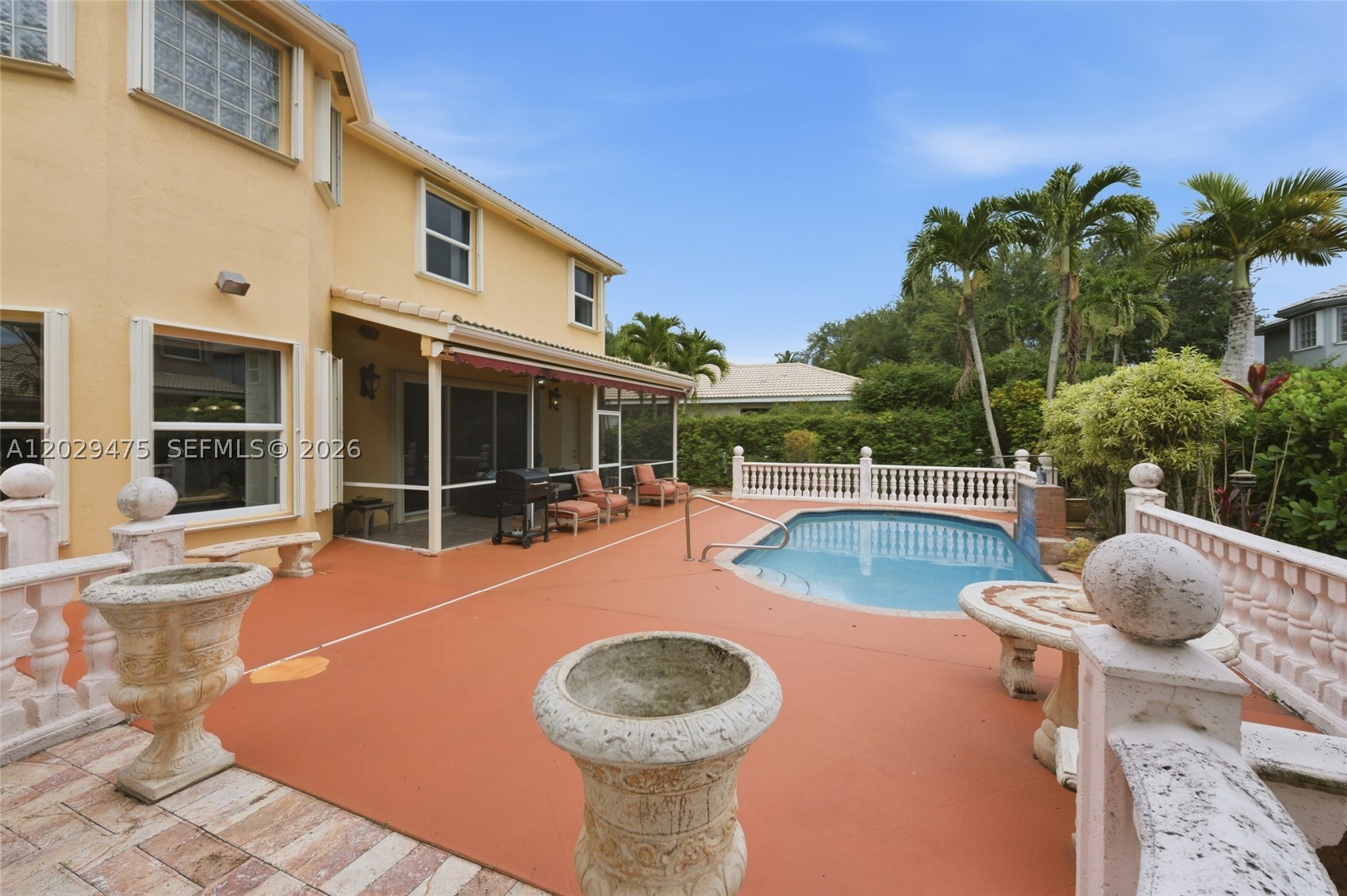 WYNDHAM CIRCLE - Residential