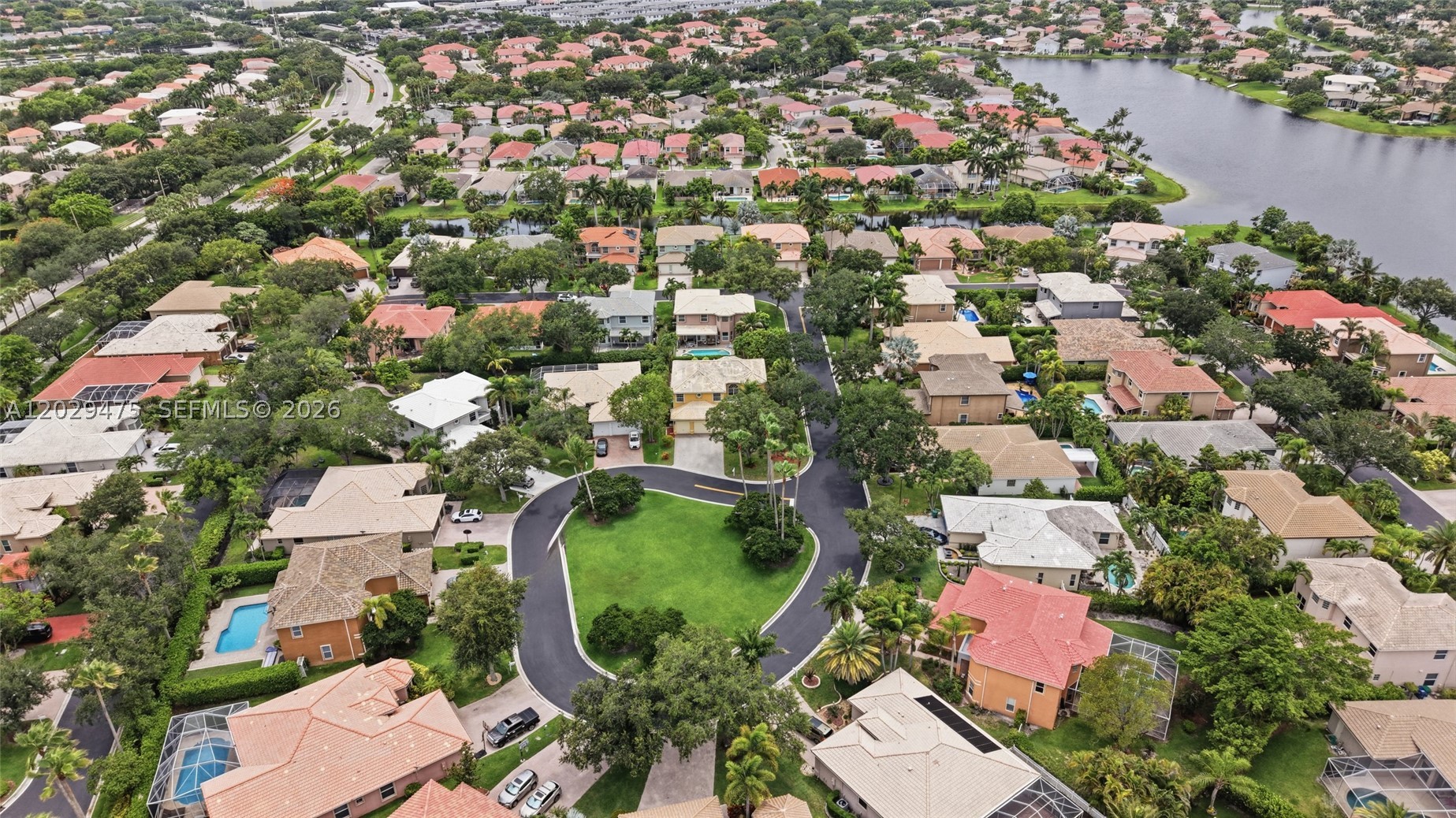WYNDHAM CIRCLE - Residential