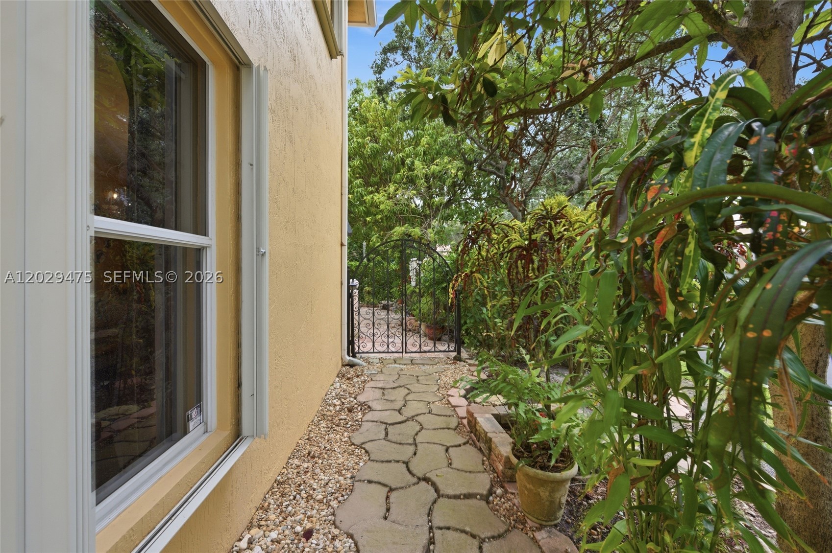 WYNDHAM CIRCLE - Residential