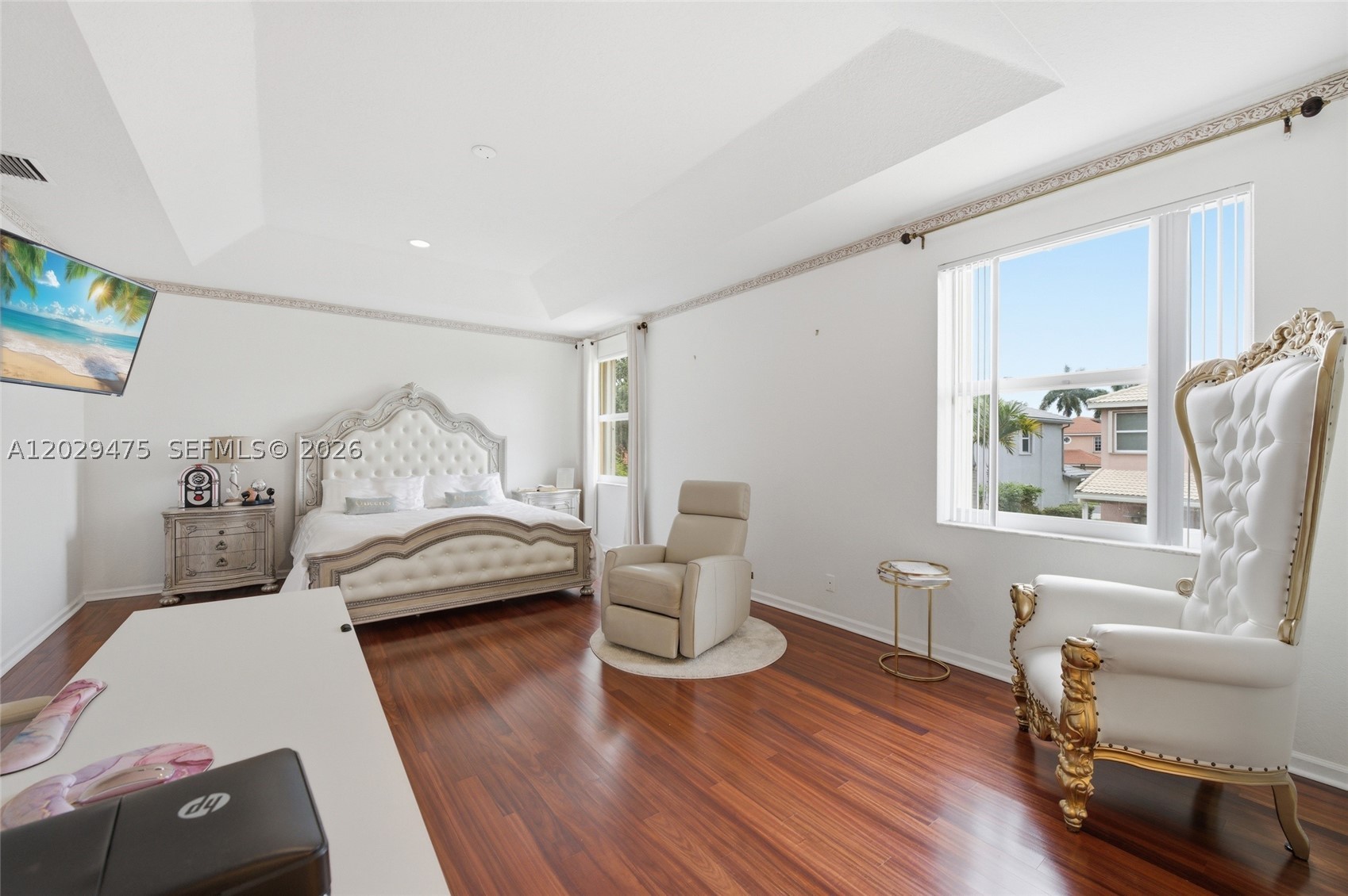 WYNDHAM CIRCLE - Residential