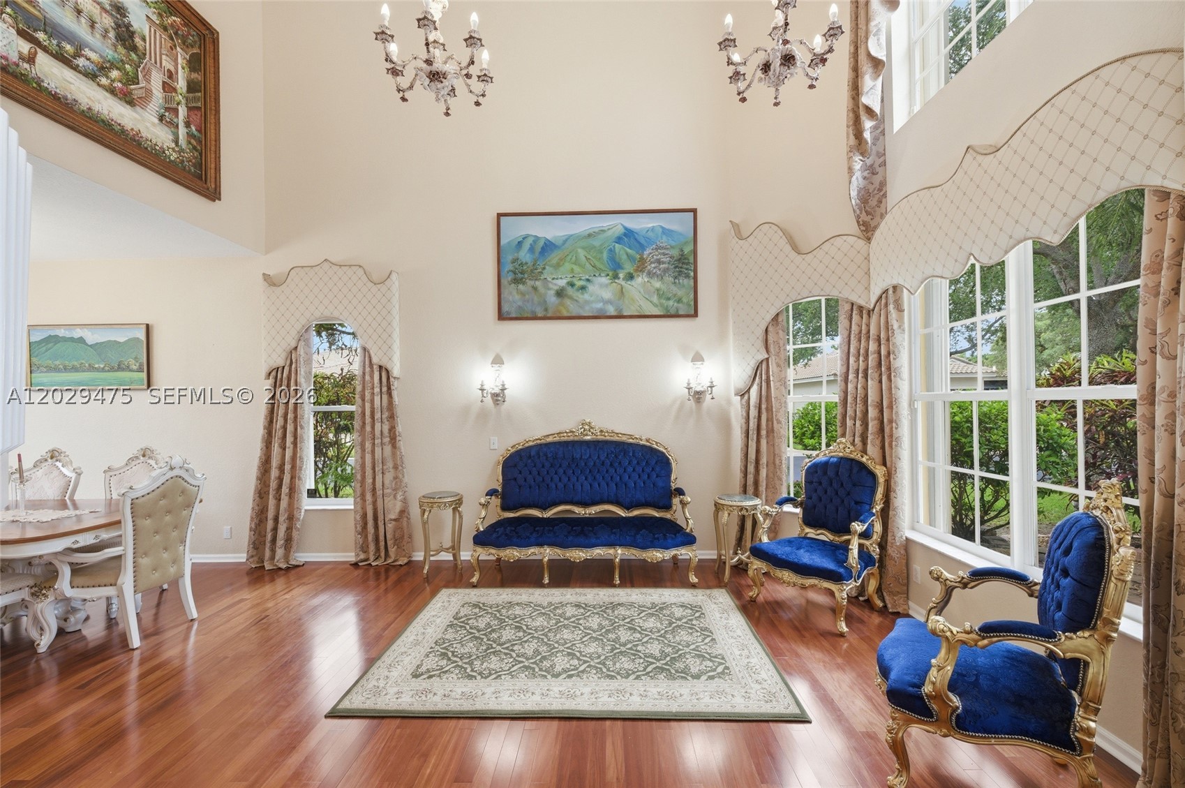 WYNDHAM CIRCLE - Residential