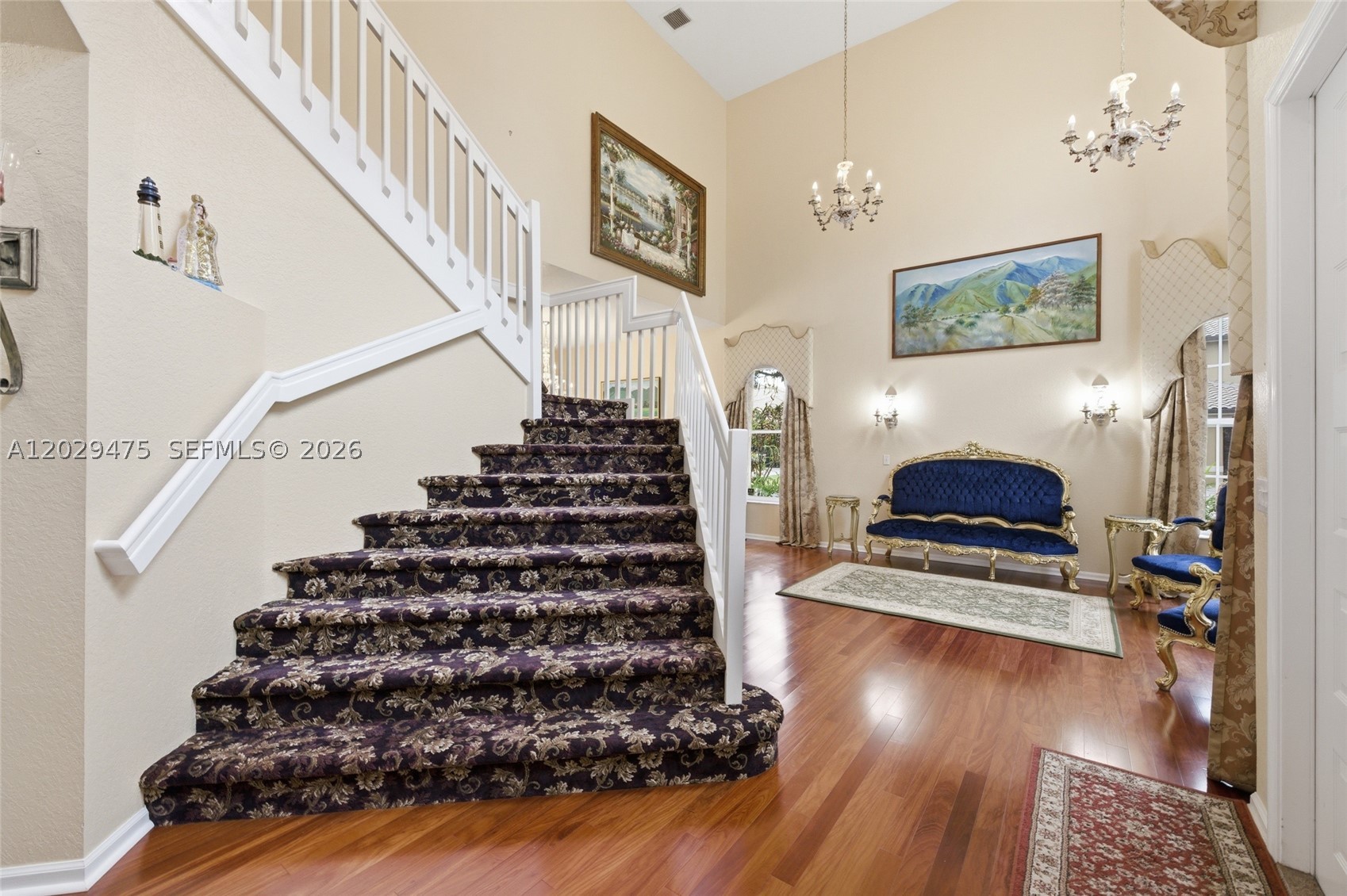 WYNDHAM CIRCLE - Residential