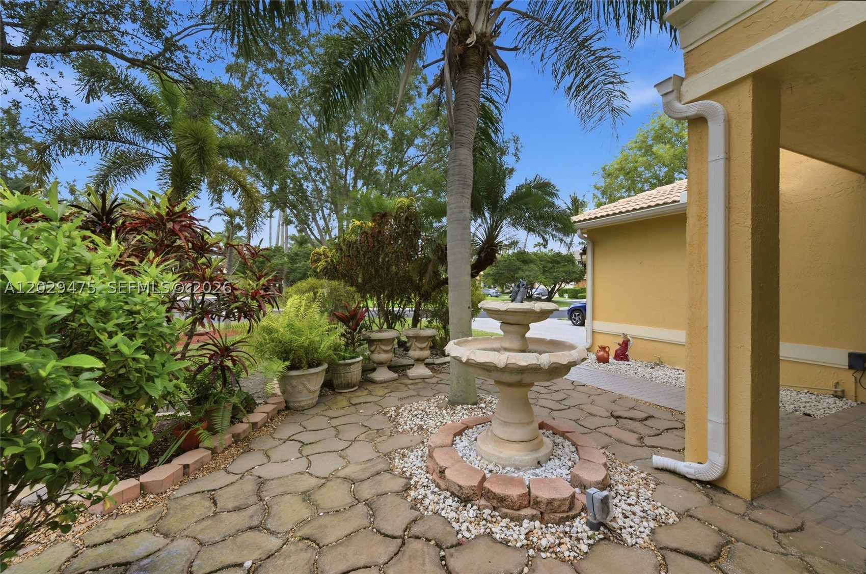 WYNDHAM CIRCLE - Residential