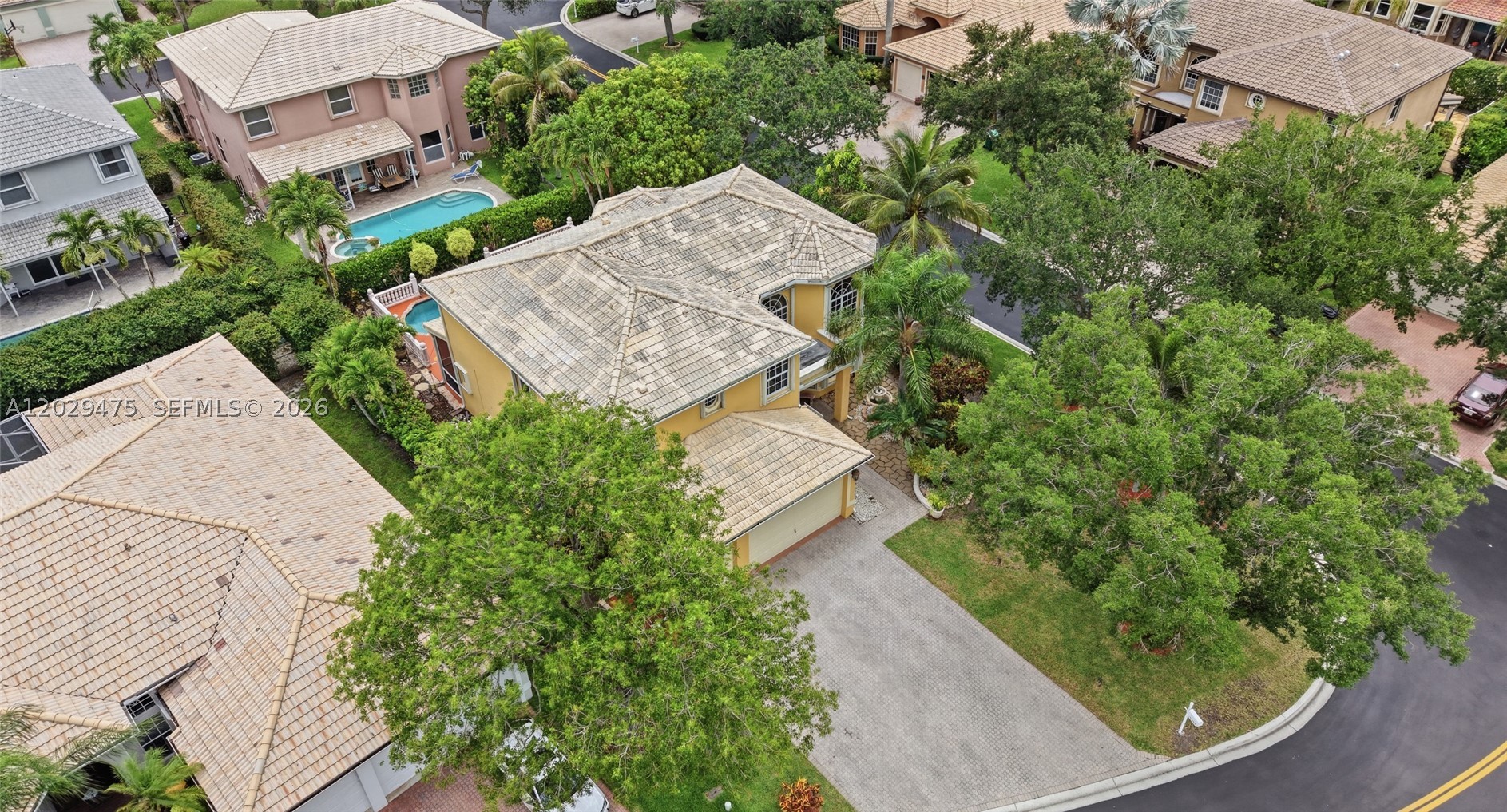 WYNDHAM CIRCLE - Residential