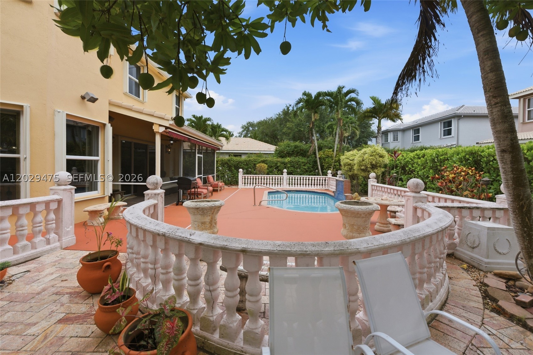 WYNDHAM CIRCLE - Residential