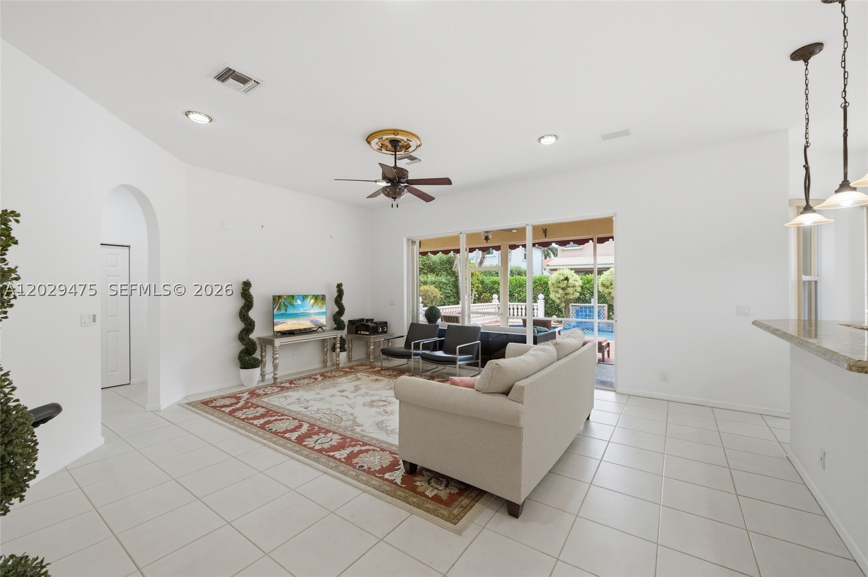 WYNDHAM CIRCLE - Residential
