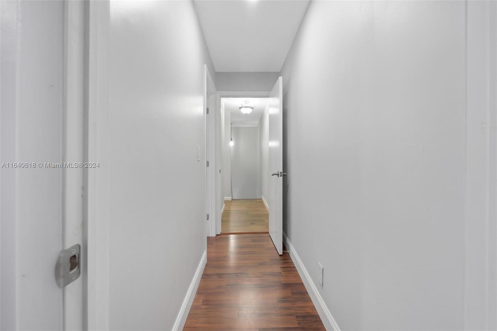 EMBASSY LAKES - Residential
