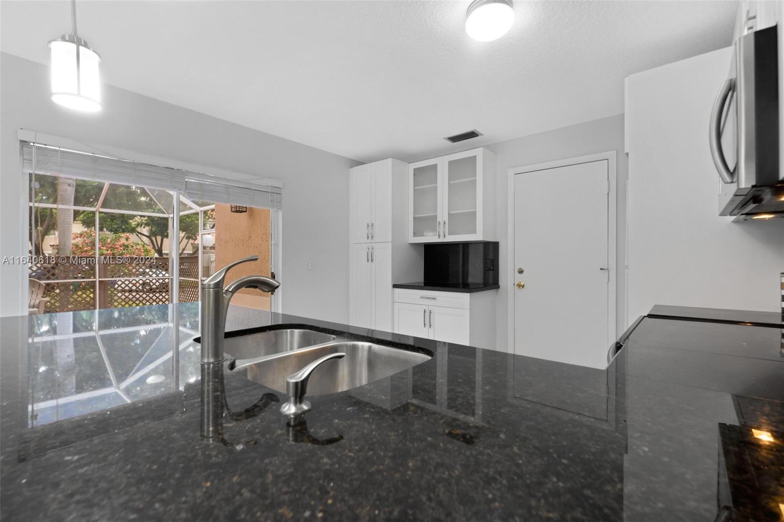 EMBASSY LAKES - Residential